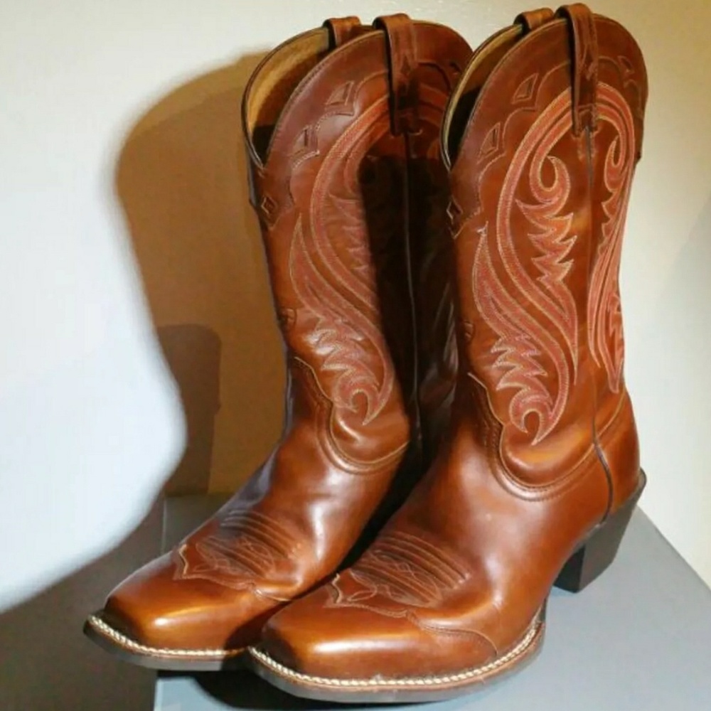 Ariat Legend Wing Tip Cowgirl Boots